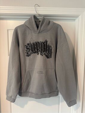 Supply & Demand Gray Pullover Hoodie with Gothic 'supply' Chest Graphic